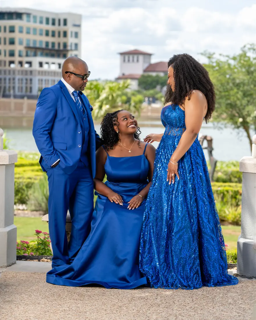 Formal extended family portrait in blue and gold